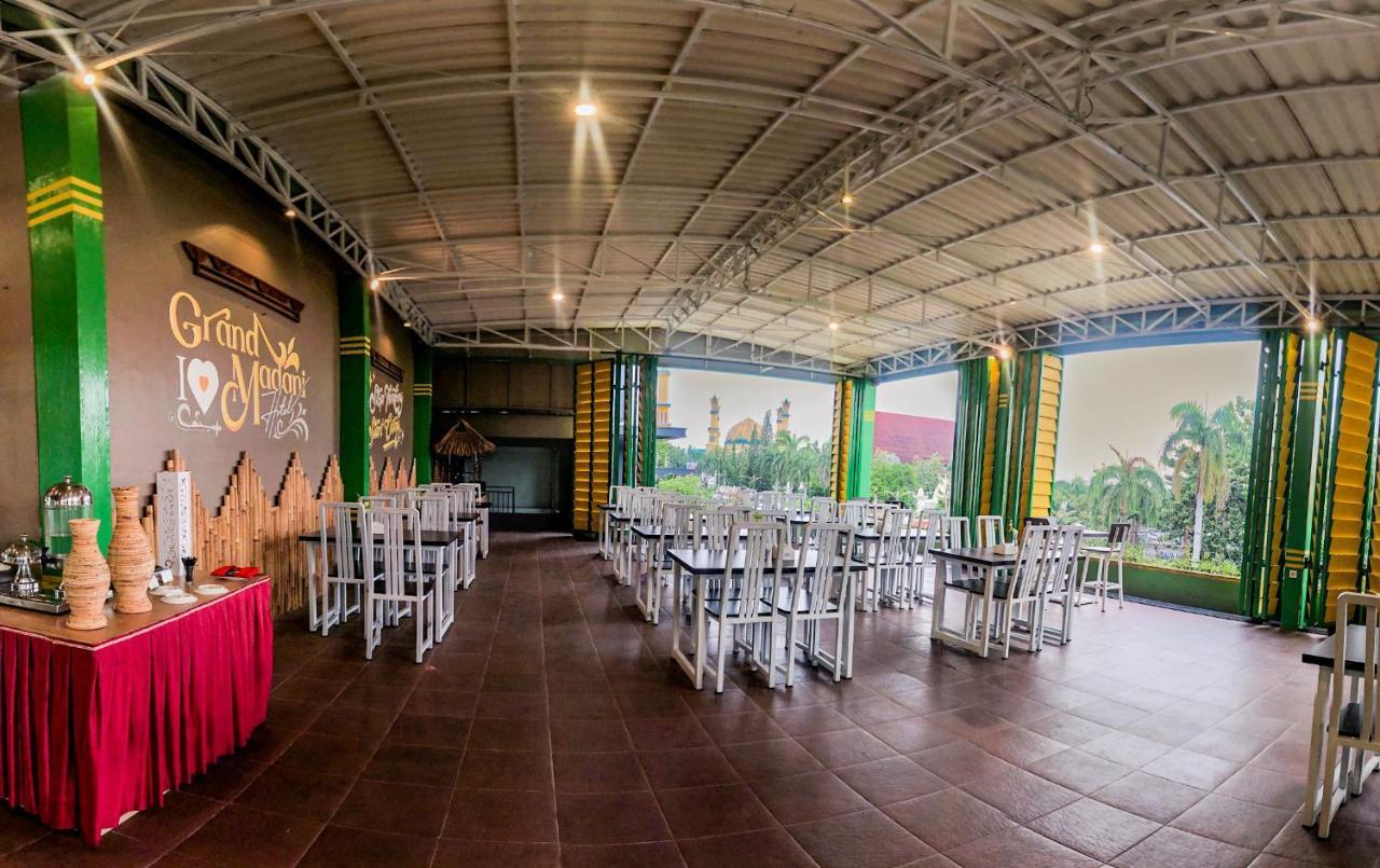 Grand Madani Hotel Mataram Exteriér fotografie