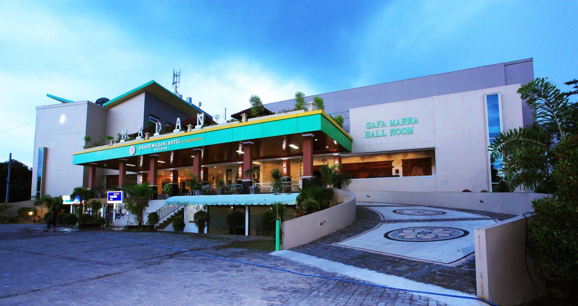 Grand Madani Hotel Mataram Exteriér fotografie